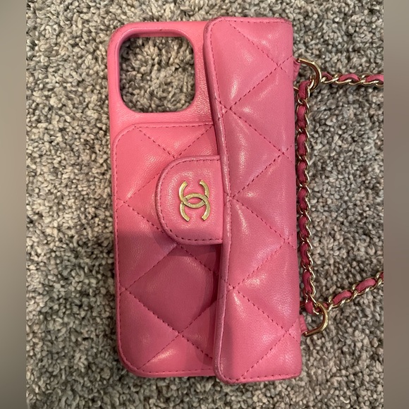 CHANEL IPHONE 12 PRO USED GOOD CONDITION - Picture 1 of 15